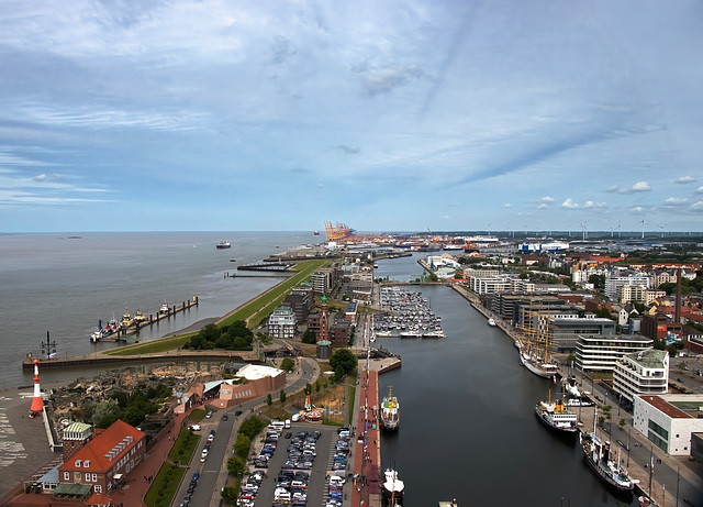 Aussichtsplattform Hotel Sail City