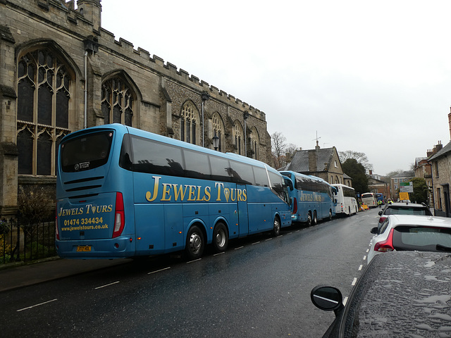 Jewel's Tours coaches in Bury St. Edmunds - 23 Nov 2019 (P1050982)