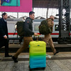 Hamburg 2019 – People rushing to their train