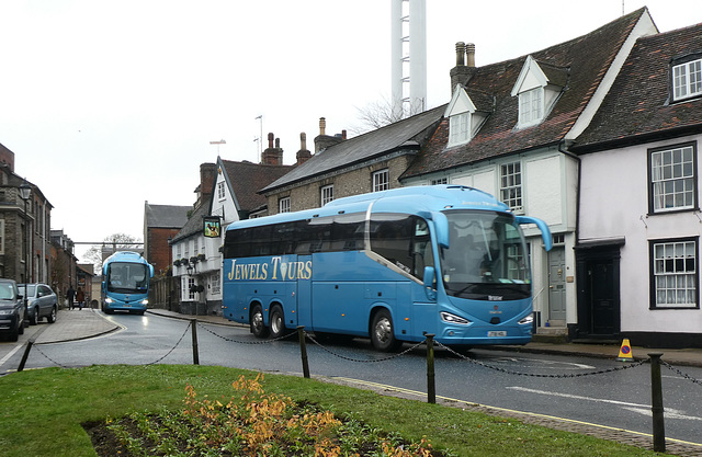 Jewel's Tours coaches in Bury St. Edmunds - 23 Nov 2019 (P1050974) Jewel's Tours coaches in Bury St. Edmunds - 23 Nov 2019 (P1050974)