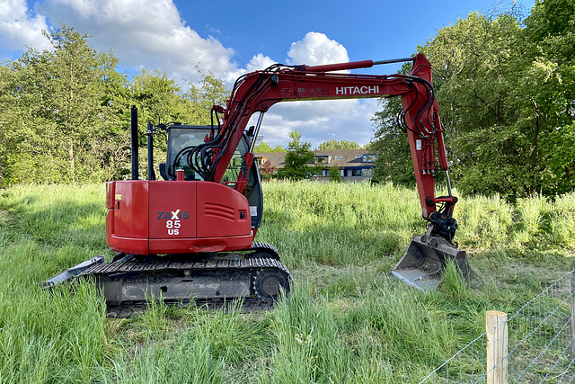 Hitachi Zaxis 85 US digger