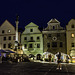 Náměstí Svornosti: Kašna a morový sloup, Český Krumlov / Svornost-Platz: Brunnen & Pestsäule, Krumau … P.i.P. (© Buelipix)