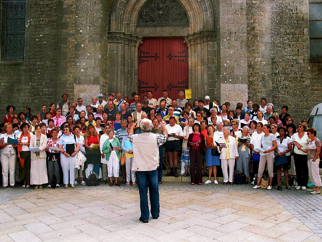 2004 Représentation Chœur 77