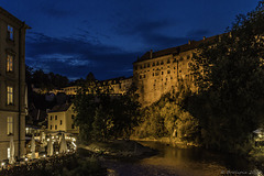 Český Krumlov - Schloss von der Baderbrücke (Lazebnický most) aus gesehen … P.i.P.  (© Buelipix)