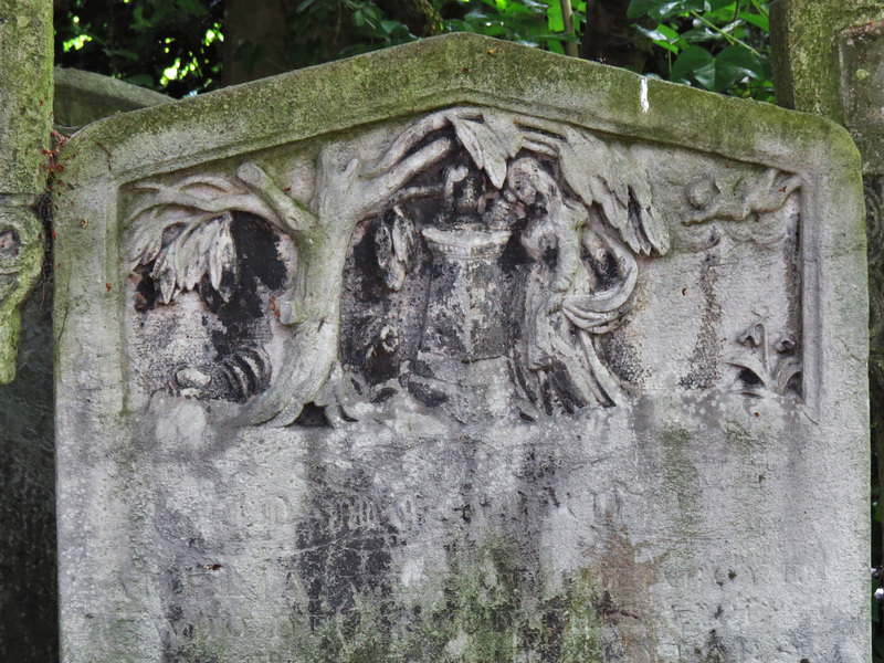 tower hamlets cemetery , london