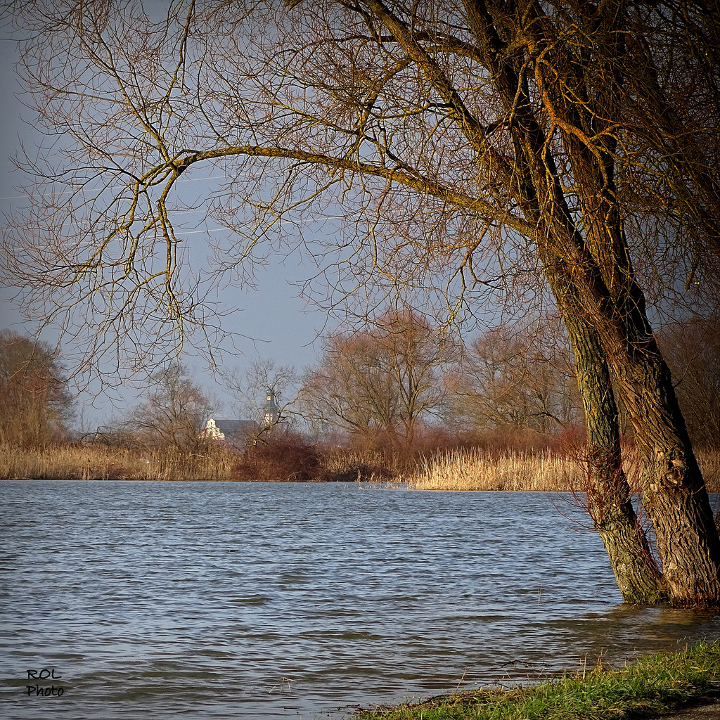 A l'eau l'Eglise...!