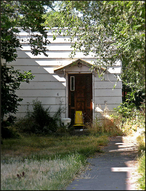 Front porch still life. Have a seat!