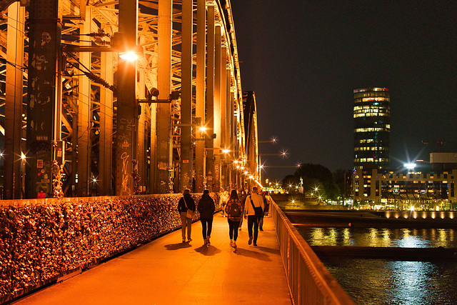 Hohenzollernbrücke in Köln (1x PiP)