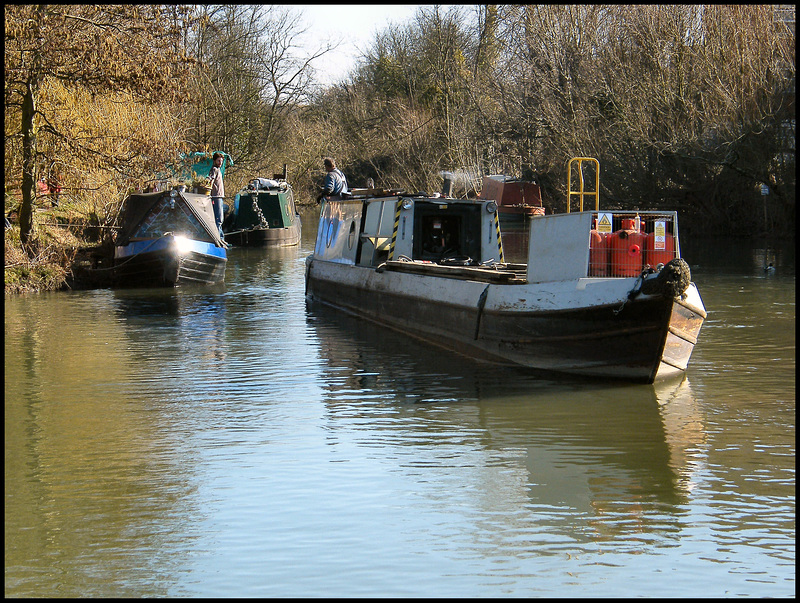 coal delivery on the Thames