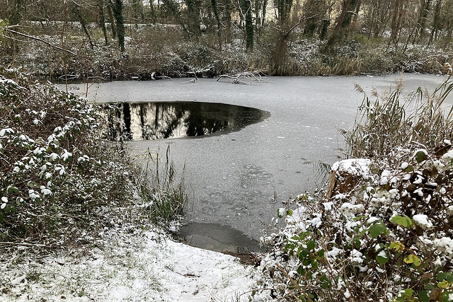 ...stüll und starr ruht der Söööö