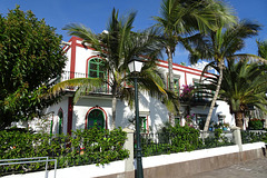 Waterfront Apartments In Puerto De Mogan