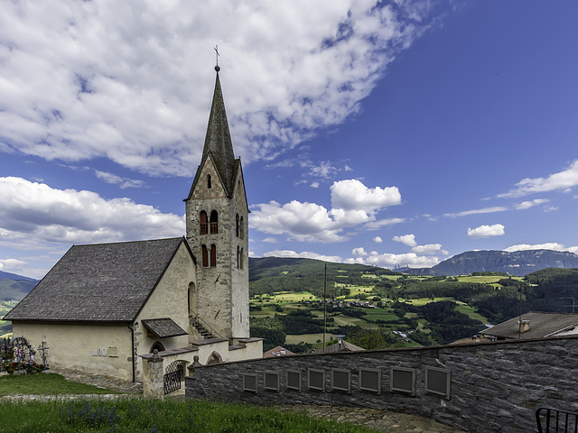 Friedhofskapelle der Pfarrei Villanders