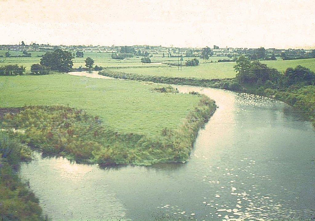 CAS - old homes - R.Avon at Chippenham