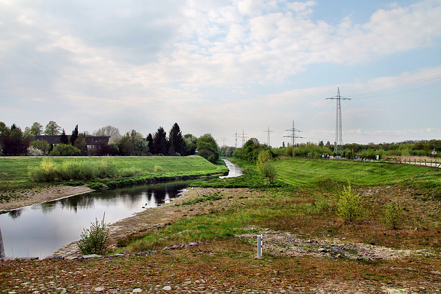 Emscher bei den Hochwasserrückhaltebecken (Castrop-Rauxel) / 23.04.2022