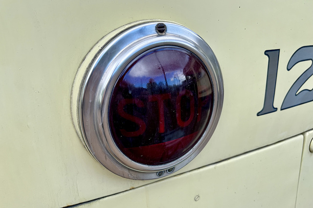 Haags Openbaar Vervoer Museum 2024 – PCC 1210 – Stop light