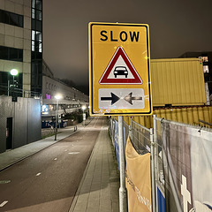 Amsterdam 2023 – English trafﬁc sign