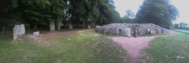 Clava Cairns' Site