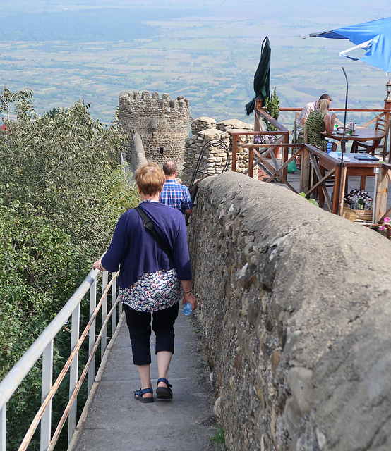 Walking the city wall