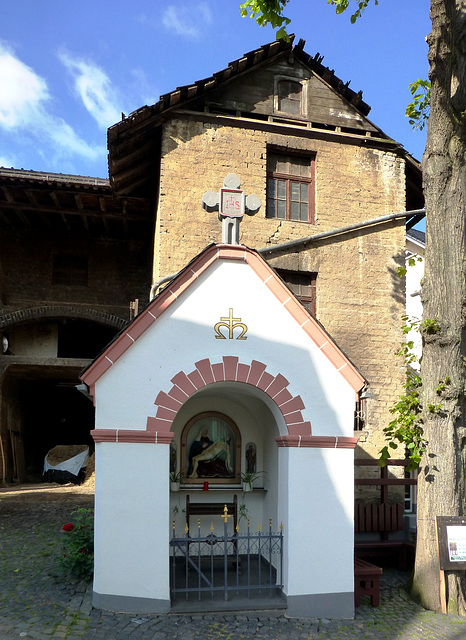 DE - Brey - Kapelle mit Pietá