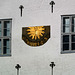 Sonnenuhr an der Südfassade (PiP)