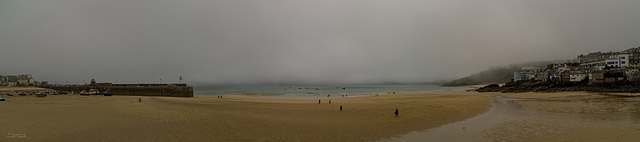 A foggy day - am Hafen von St. Ives