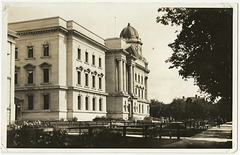 WP2081 WPG - (LAW COURTS BUILDING FR. S.W.)