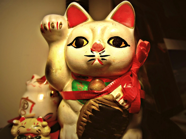 Maneki neko greetings