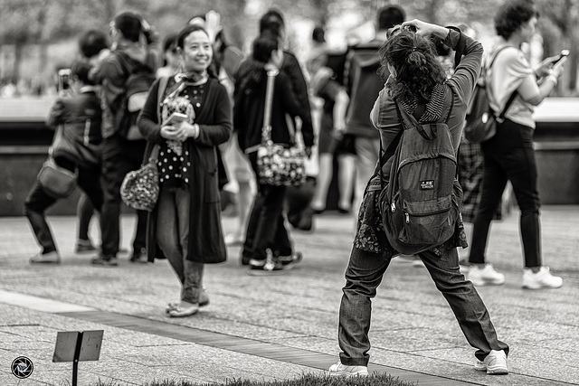 „Souriez ..... vous êtes peut-être photographié“