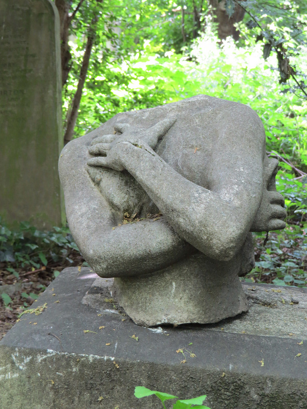 tower hamlets cemetery , london