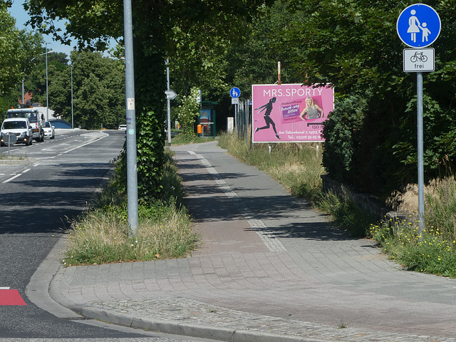 Blick vom Kreisverkehr Warthestraße / Oderstraße in Richtung Rammrathbrücke