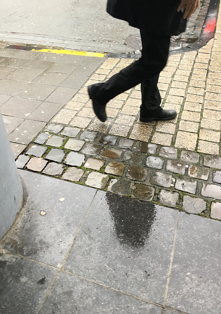 Marcher dans la pluie