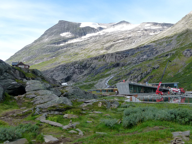 Hotel-Neubau unterm Gletscher