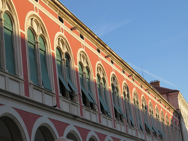 Split, place de la République : les procuraties.