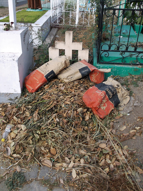 Sacs funéraires / Funeral bags