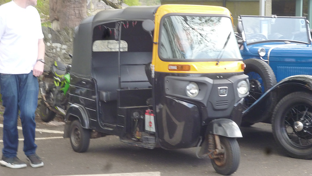 hmr[25] - Tuk-Tuk {1 of 2}