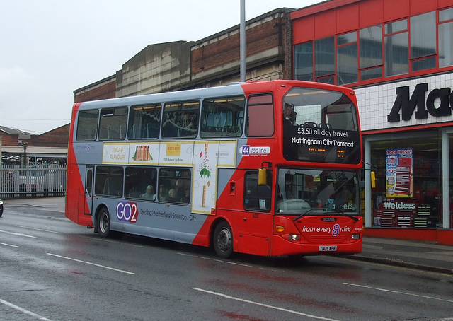 DSCF2901 Nottingham City Transport 686 (YN05 WFR) - 2 Apr 2016