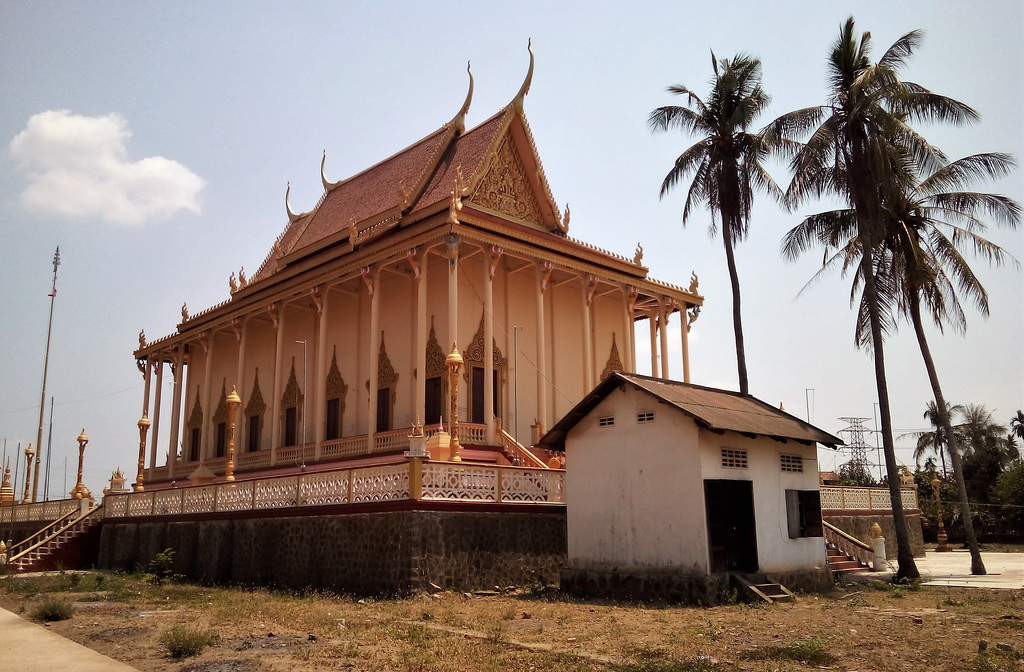 Lieu de culte à saveur cambodgienne  / Cambodian religious site
