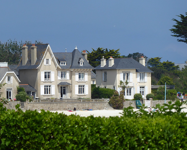 PONTUSVAL Commune de BRIGNOGAN