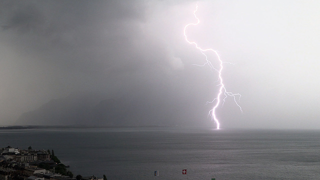 190806 Montreux orage 01