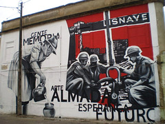 Mural about Almada memories.