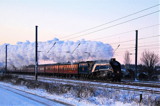 Sir Nigel Gresley in the snow.