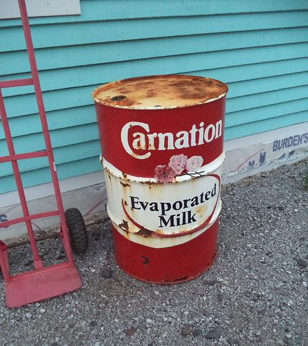 ipernity: Burden&amp;#39;s carnation barrel (2) - by Léopold