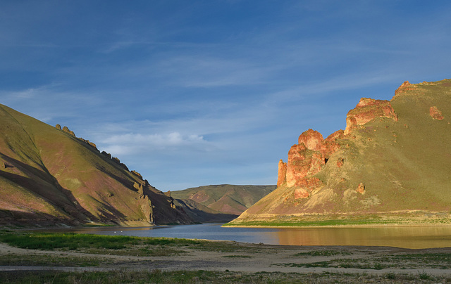 Lake Owyhee Reservoir