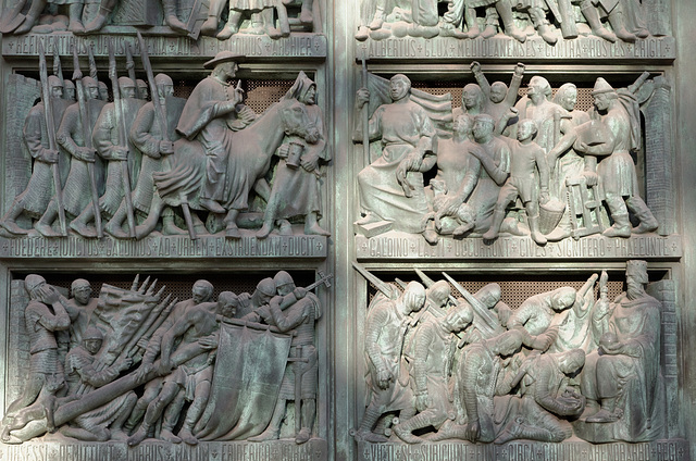 Le Duomo - Portail