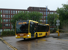 Kinchbus (Wellglade Group) 909 (BX64 WHW) in Leicester - 27 Jul 2019 (P1030330)