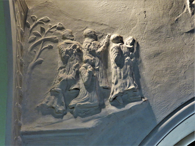 east knoyle church, wilts , c17 plasterwork covers the chancel, 1639 by wren's father (1)