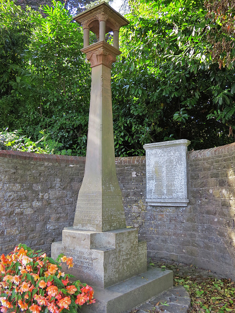 compton war memorial, surrey