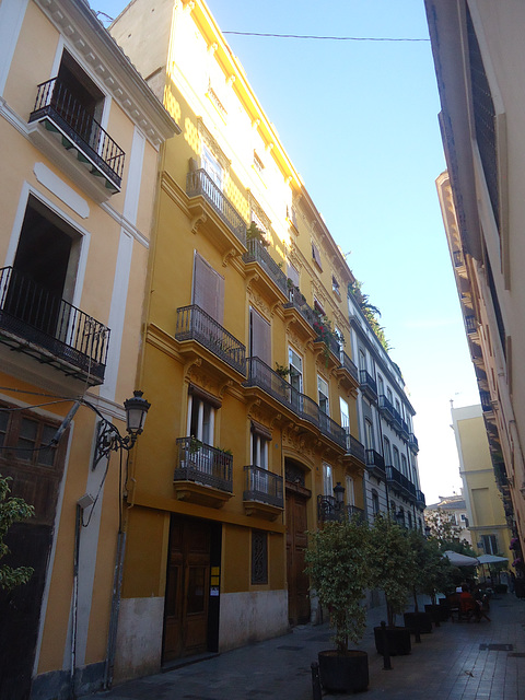 Valencia: calle Conde de Almodóvar