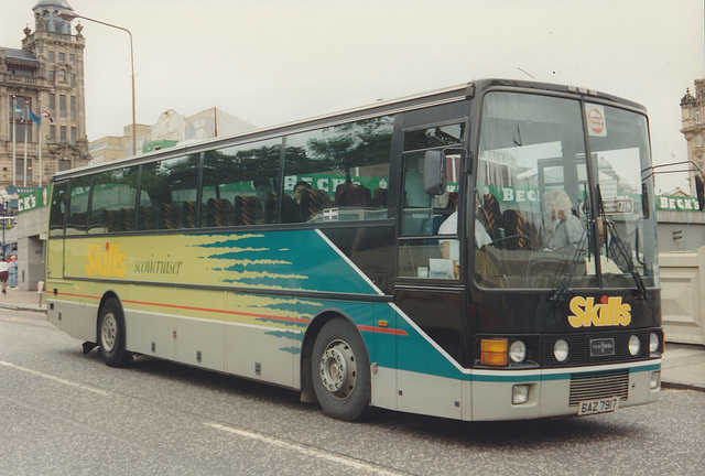 Skills Coaches BAZ 7917 in Edinburgh – 2 Aug 1997 (366-16)