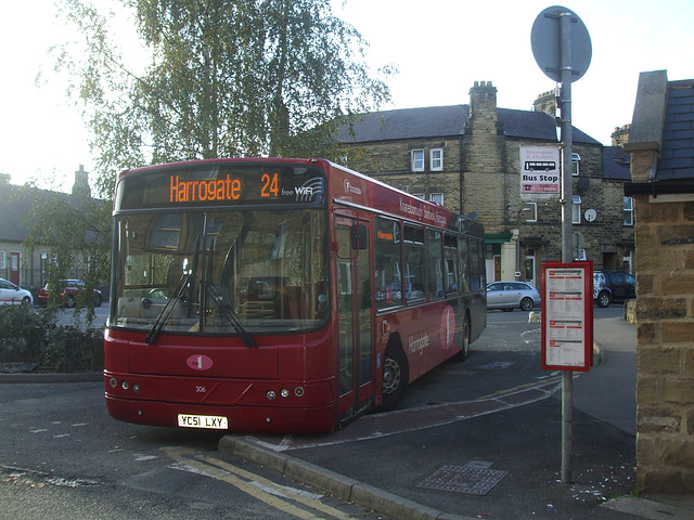 DSCF1201 Transdev Harrogate and District YC51 LXY in Pateley Bridge - 26 Aug 2015 DSCF1201 Transdev Harrogate and District YC51 LXY in Pateley Bridge - 26 Aug 2015